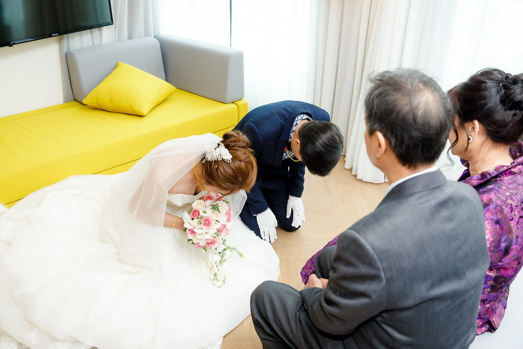 [婚禮攝影]源峰千惠 文定迎娶晚宴@南港雅悅會館-最專業的團隊完成每場完美婚禮紀錄，拍的不只好更要快! #婚禮拍立得