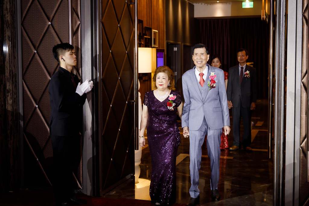 [婚禮攝影]源峰千惠 文定迎娶晚宴@南港雅悅會館-最專業的團隊完成每場完美婚禮紀錄，拍的不只好更要快! #婚攝