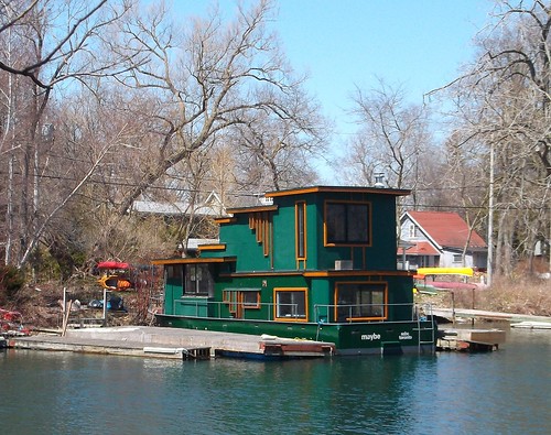 Canadian House Boat