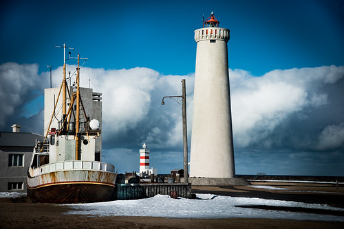 gardur iceland island fishing boats trawlers bs lighthouse story