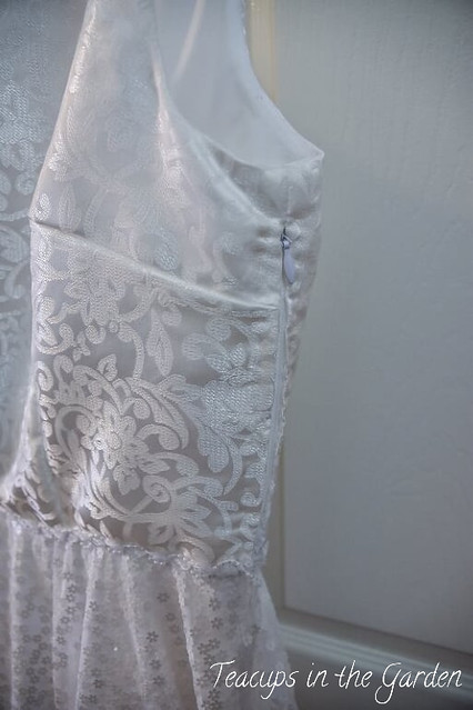 6 Wedding Dress Zipper Closeup 1
