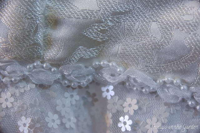 5 Wedding Dress Waistline Closeup 2