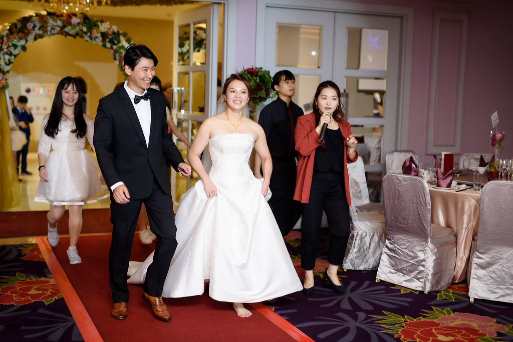 [婚禮攝影]振宇詩樺 迎娶午宴@Lamigo那米哥宴會廣場-最專業的團隊完成每場完美婚禮紀錄，拍的不只好更要快! #婚禮拍立得