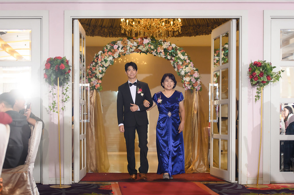 [婚禮攝影]振宇詩樺 迎娶午宴@Lamigo那米哥宴會廣場-最專業的團隊完成每場完美婚禮紀錄，拍的不只好更要快! #婚攝推薦