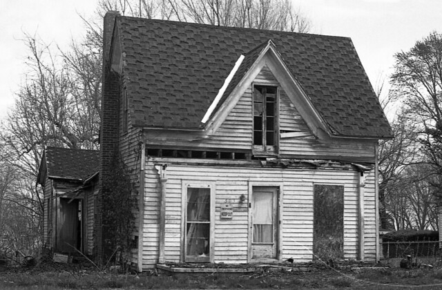 Old home in Vermilion, Illinois.