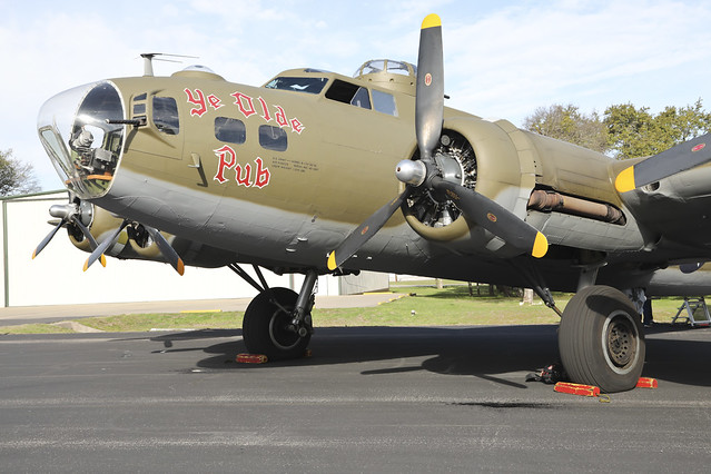 B-17F “Ye Olde Pub”