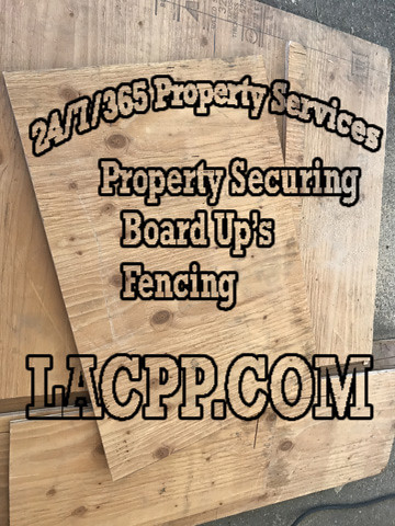 24 hours property board up