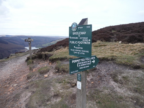 Multi-path junction on Lead Hill SWC Walk 360 - Hathersage to Bamford (via Bamford and Hordron Edges