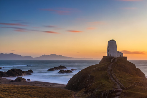 llanfairpwllgwyngyll wales unitedkingdom lighthouse twrmawr anglesey seascape landscape long exposure sunset