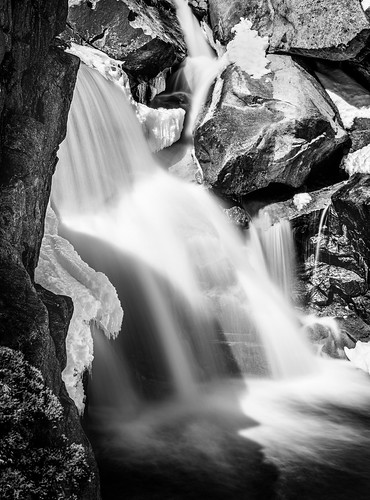 acullen bw landscape tahoe waterfall