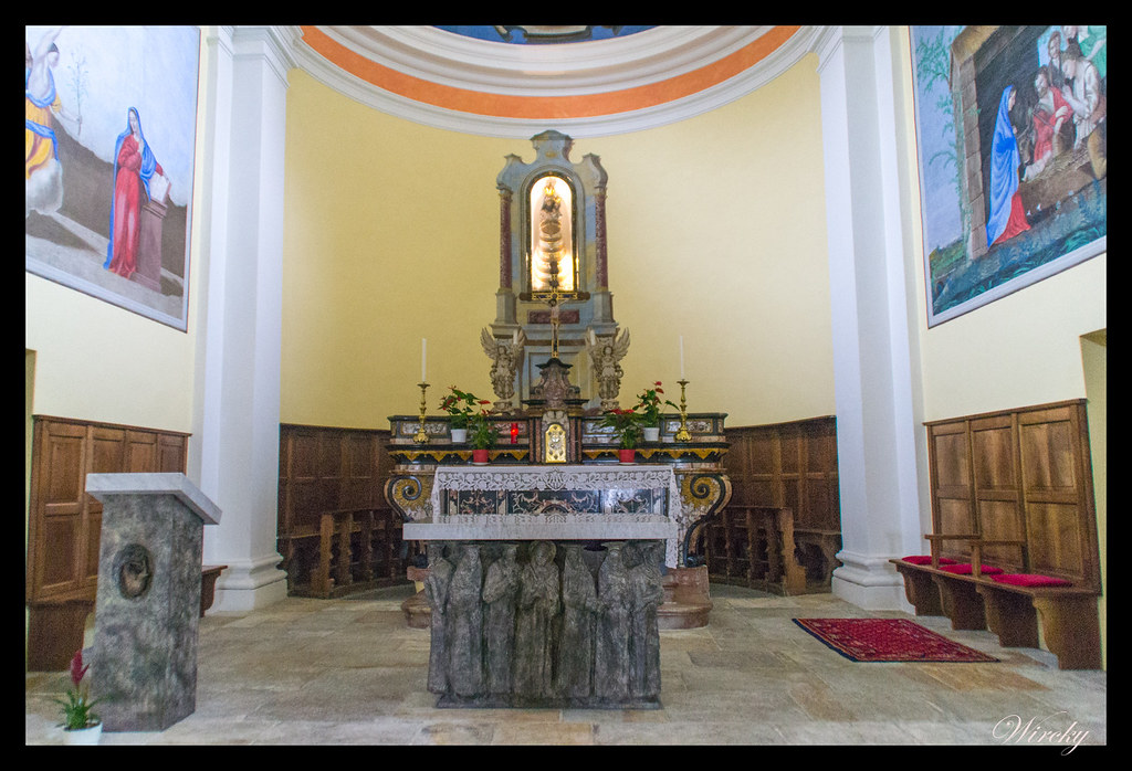 Altar de la Iglesia Santa Maria Lauretana
