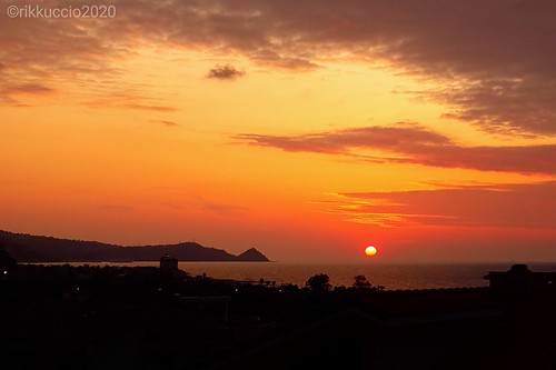 .. sunset today from my home .. | rikkuccio | Flickr