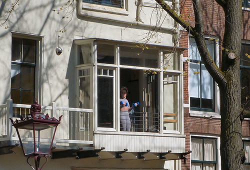 Exercise at home during the corona crisis | by c.stoof
