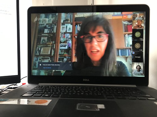 Pili Castro en video-conferencia sobre la soledad