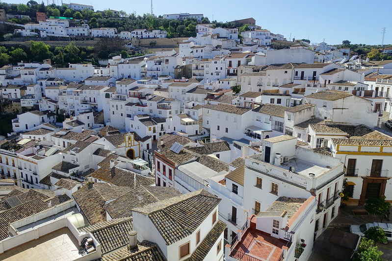 Setenil de las Bodegas (Cádiz) y sus sorprendentes calles cueva. - Recorriendo Andalucía. (17)