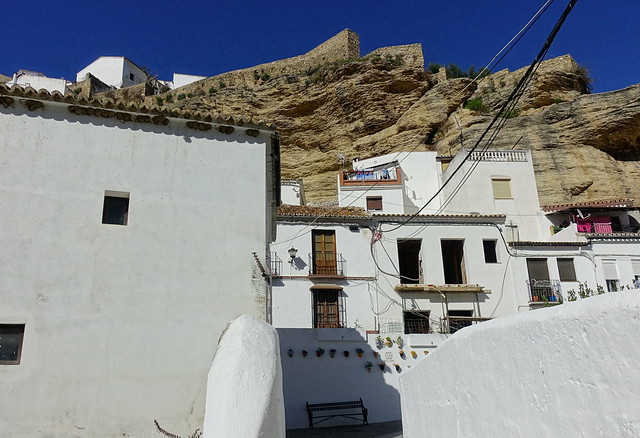 Setenil de las Bodegas (Cádiz) y sus sorprendentes calles cueva. - Recorriendo Andalucía. (38)
