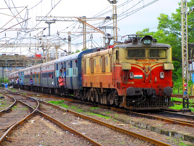 Bhusaval-Pune Express