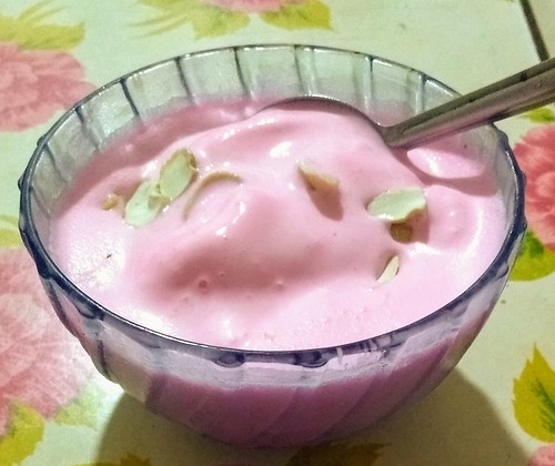 Strawberry ice cream with cashew nuts!