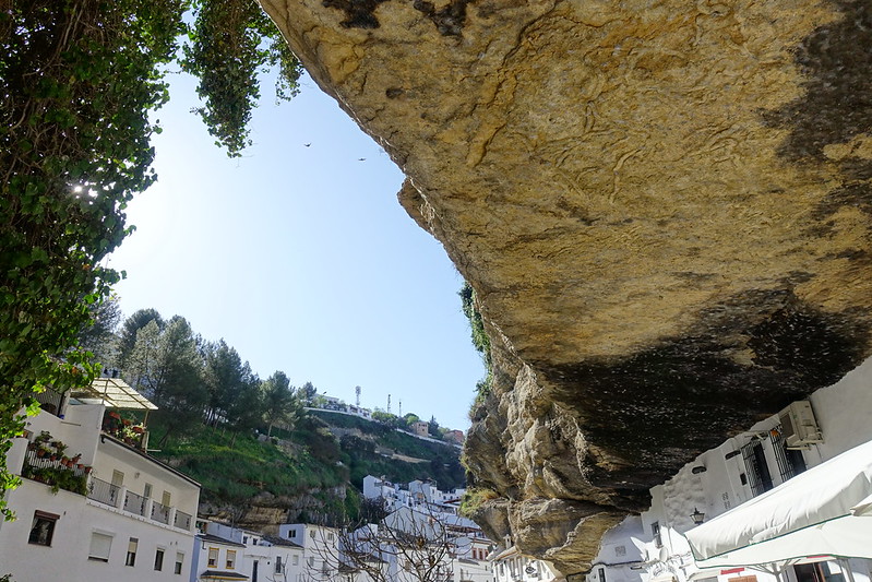 Setenil de las Bodegas (Cádiz) y sus sorprendentes calles cueva. - Recorriendo Andalucía. (46)