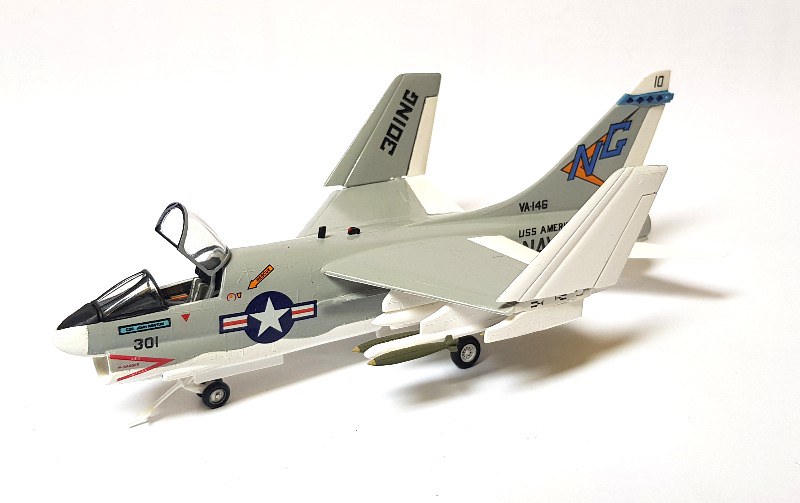 AIRFIX A02017B MODELLO SUPERMARINE SPITFIRE PR.XIX 1/72