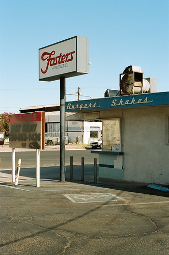 Former Foster's Freeze | by Travis Estell