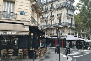 Paris - Walk around Montmarte street