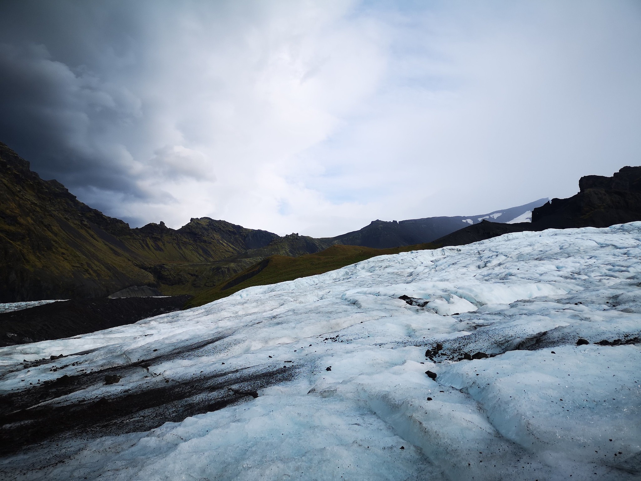 Aventura de senderismo y trekking por el glaciar Vatnajökull Skaftafell (Islandia). ¡Incluye vídeo!