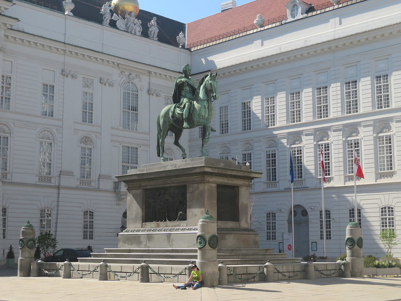 Hofburg - Denkmal von Joseph II
