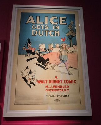 13-053 Alice in Wonderland tentoonstelling