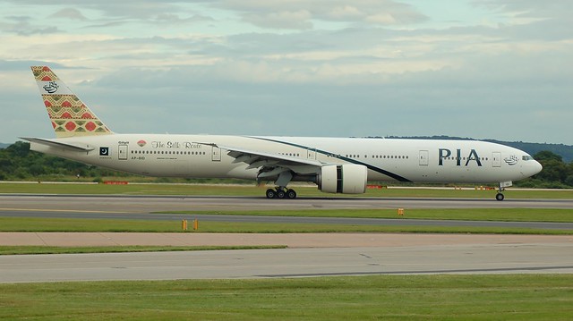 Pakistan International Airlines Boeing 777 AP-BID