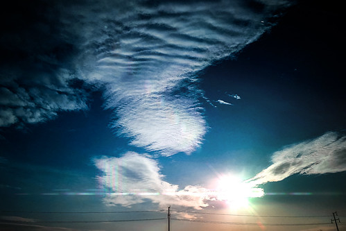 antalya turkey türkiye asia 土耳其 apple iphone iphonex cameraphone winter dawn sunrise blue sky clouds morning silhouette sunflare lensflare flare roadtrip travel kâmilkoç