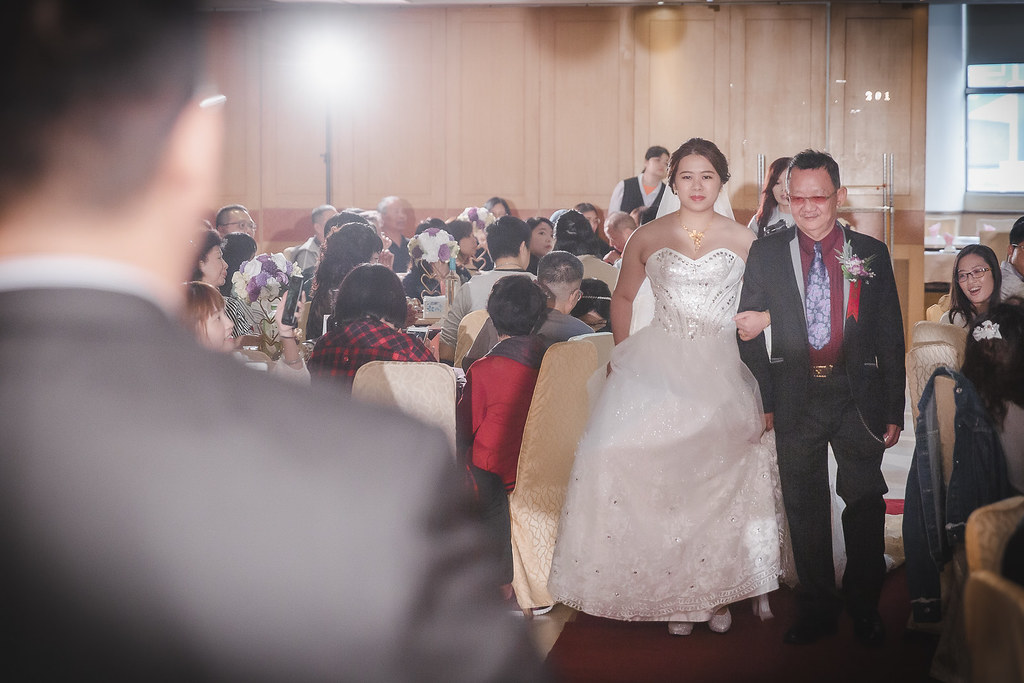 [婚禮攝影]岱均巧涵 迎娶午宴@板橋海昇樓餐廳-最專業的團隊完成每場完美婚禮紀錄，拍的不只好更要快! #婚禮攝影