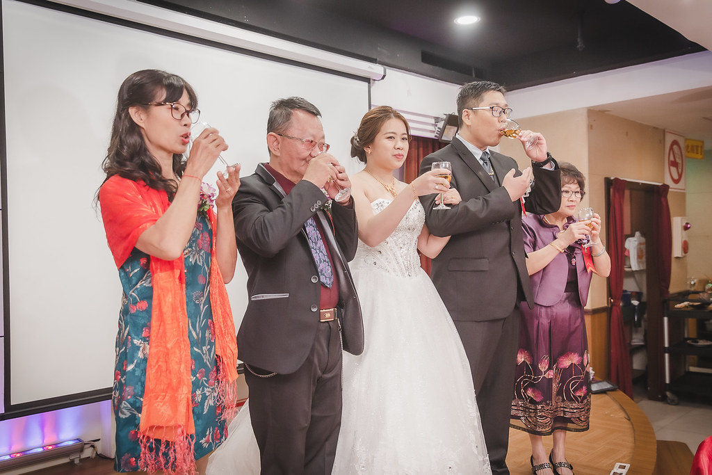 [婚禮攝影]岱均巧涵 迎娶午宴@板橋海昇樓餐廳-最專業的團隊完成每場完美婚禮紀錄，拍的不只好更要快! #婚攝推薦