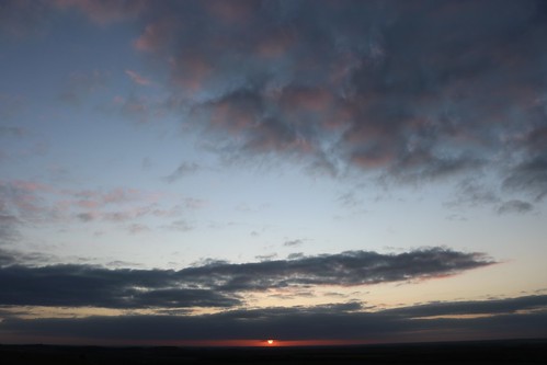 sunset royston therfieldheath hertfordshire sky evening blue red orange clouds canoneos750d unitedkingdom uk