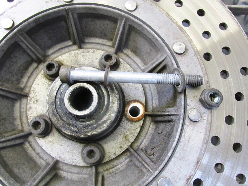 Front Disk Brake Rotor Bolt Detail