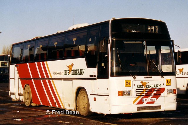 Bus Eireann PDS2 (90D11002).