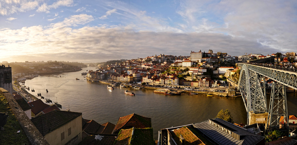Le soleil fait briller Porto