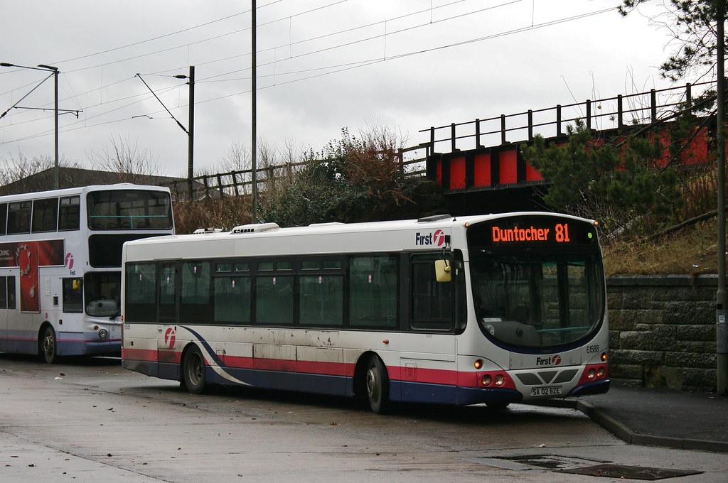 First Glasgow SA02 BZE (61588) | Route 81 | Clydebank Bus Station, W. Dunbartonshire