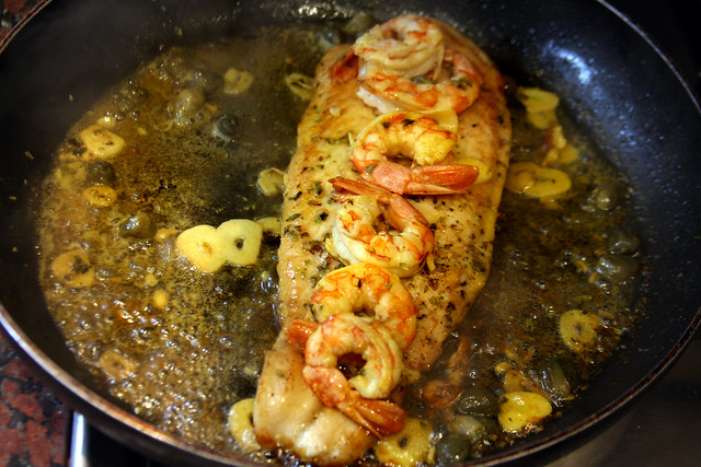 Lenguado con Langostinos a la Manteca de Azafrán (21)