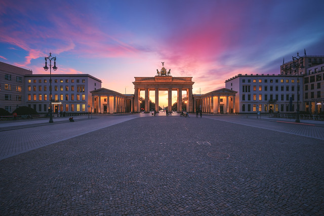 Berlin - Brandenburger Tor zu Corona Zeiten