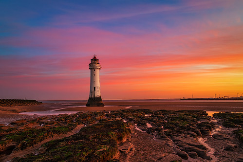 lighthouse newbrighton sunrise merseyside england unitedkingdom