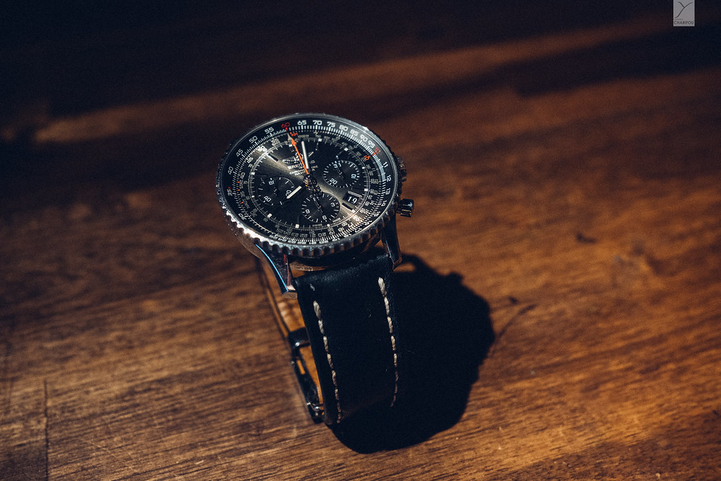 [New] Navitimer 01 Stratos Gray - Page 23 49796716967_7e3cd030cd_b_d