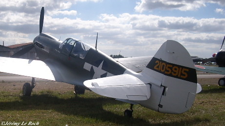 CURTISS P-40N WARHAWK 2105915 12  (F-AZKU)