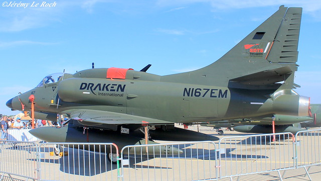 DOUGLAS A-4N SKYHAWK DRAKEN INTERNATIONAL  N167EM