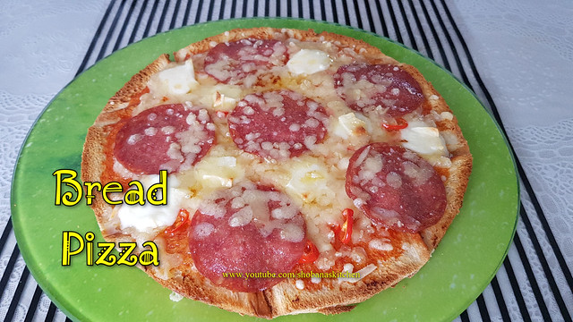 Lockdown Pizza Without Dough / How to Make Pizza at Home / Bread Pizza / Shobanas Kitchen