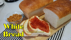Homemade White Bread / Fluffy & Soft Best White Bread / ගෙදර හදන බේකරි පාන් / White Sandwich Bread