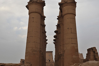 Luxor - Luxor temple collonade of amenhotep iii looking north
