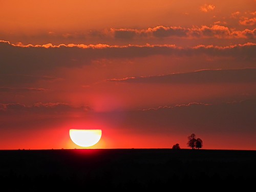 WOW! by Claude@Munich, germany bavaria upperbavaria sunset dusk sky tree red orange black vastness claudemunich bayern ober