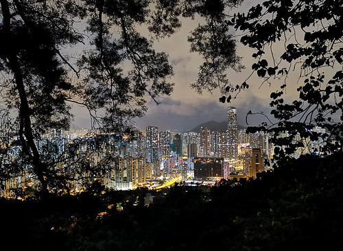 hongkong china asian chinese asia composition city urban cityscape landscape cloud clouds silhouette tsuenwan night lights travel newterritories