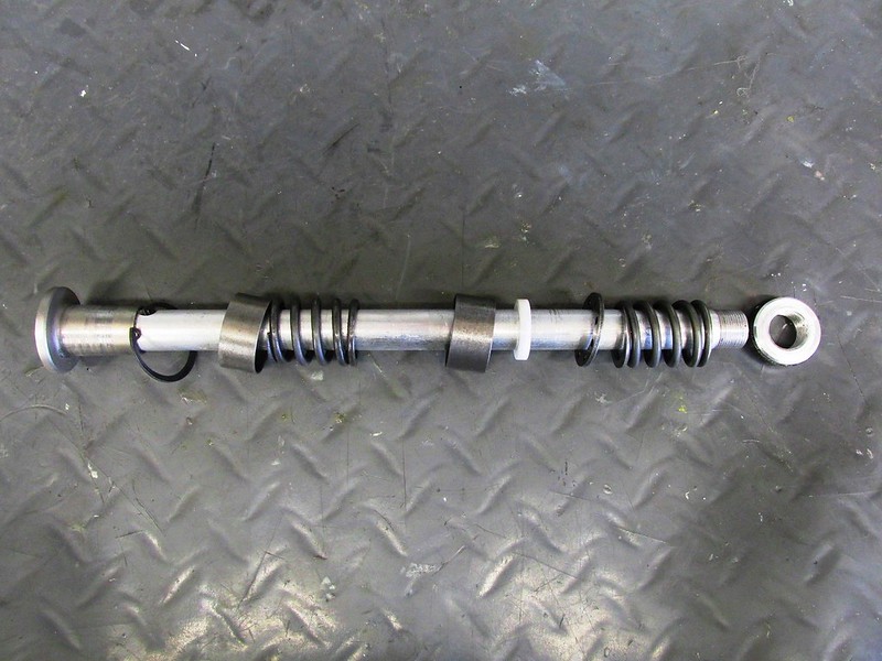 Damper Rod Showing Parts Order-(L) Bottom; (R) Top
